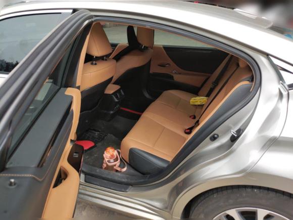 [芜湖·皖R] 二手雷克萨斯雷克萨斯ES2021款 200 卓越版