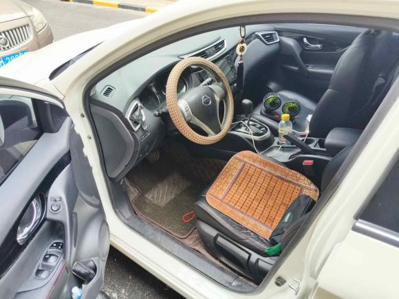 [上海·苏U] 二手日产逍客2016款 2.0L CVT精英版