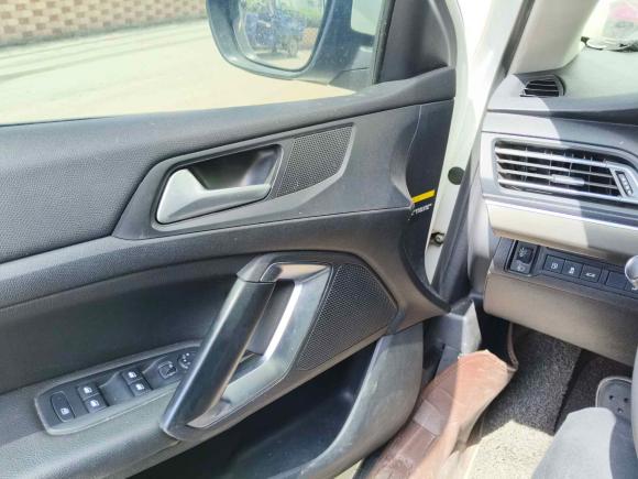 [广州·鄂D] 二手标致标致4082015款 1.2T 自动豪华版