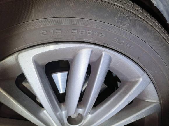 [西安·陕A] 二手雪铁龙雪铁龙C4L2014款 1.8L 智驱版 自动劲享型