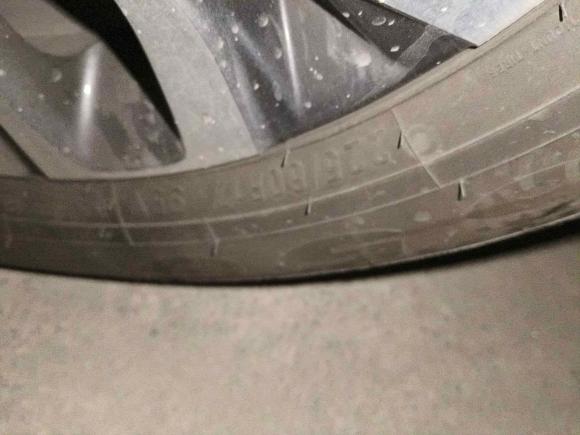 [青岛·鲁U] 二手别克别克GL82023款 改款 陆上公务舱 豪华型