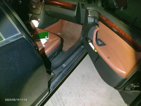 [上海·沪D] 二手别克林荫大道2011款 博鳌论坛纪念版