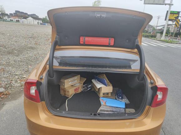 [湖州·苏E] 二手沃尔沃沃尔沃S602012款 1.6T DRIVe 舒适版