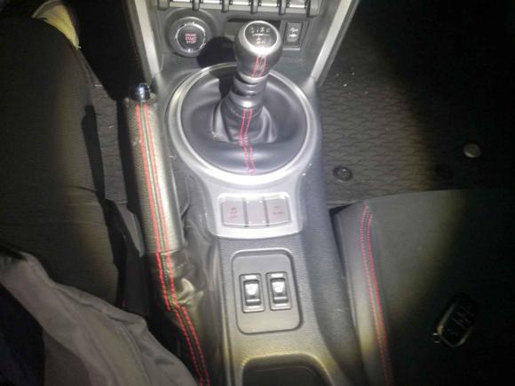 [杭州·浙A] 二手丰田丰田862014款 2.0L 手动豪华型