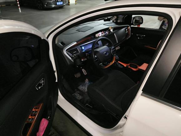 [南昌·赣A] 二手吉利汽车远景X12017款 1.3L 自动乐趣版