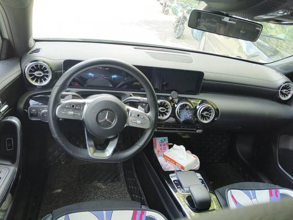 [武汉·鄂A] 二手奔驰奔驰A级2020款 A 200 L 运动轿车