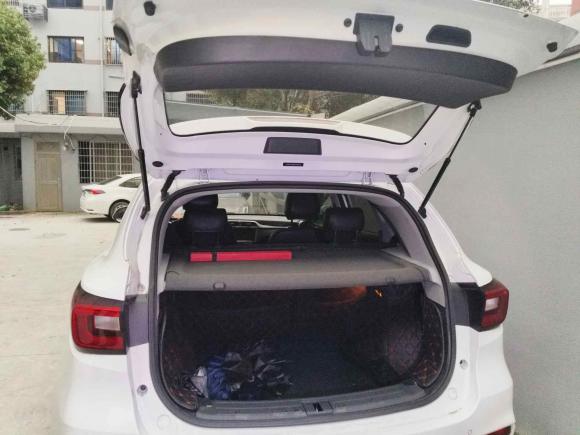 [宁波·浙B] 二手名爵名爵ZS2017款 1.5L 自动尊享互联网版