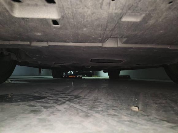 [上海·沪B] 二手雪铁龙雪铁龙C4L2015款 1.8L 自动豪华版