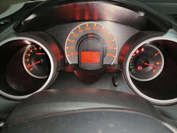 [无锡·苏B] 二手本田飞度2011款 1.5L 自动豪华版