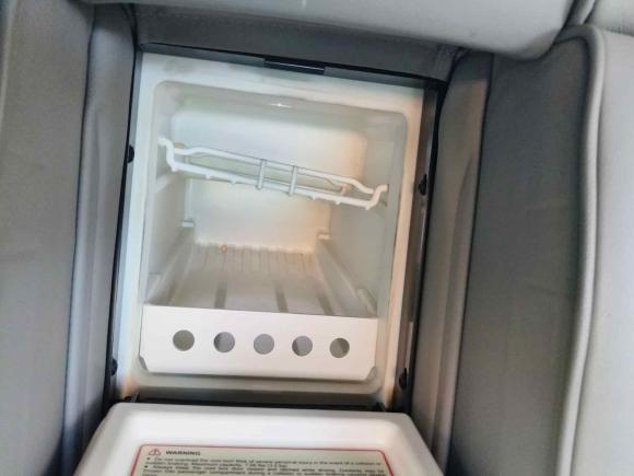 [上海·鲁H] 二手大众辉腾2007款 3.2L V6 5座基本版