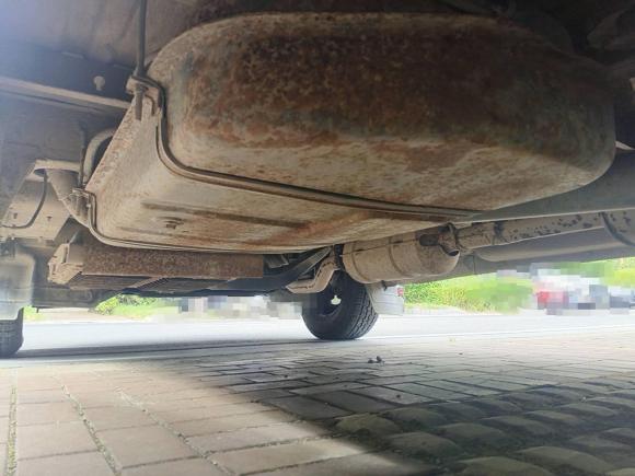 [合肥·皖A] 二手福特经典全顺2016款 2.8T柴油厢式运输车短轴3座中顶长车JX493ZLQ4