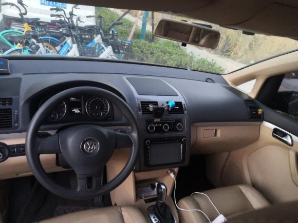 [上海·浙A] 二手大众途安2011款 1.4T DSG智雅版5座