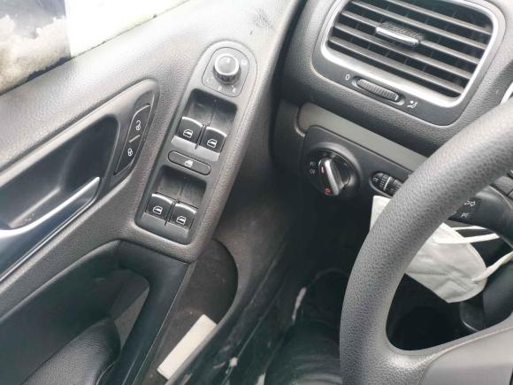 [济南·鲁A] 二手大众高尔夫2012款 1.6 自动时尚型