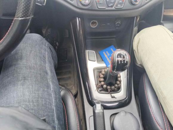 [南通·苏F] 二手奇瑞瑞虎52016款 2.0L 手动家悦版