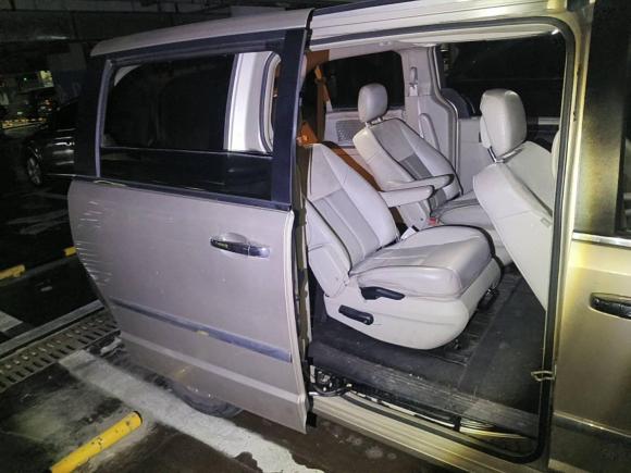 [合肥·皖A] 二手克莱斯勒大捷龙2013款 3.6L 豪华版