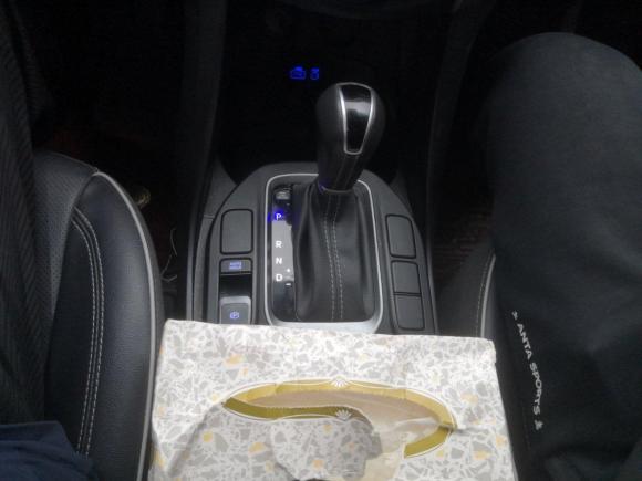 [芜湖·皖B] 二手现代胜达2017款 2.0T 自动两驱智能型 7座