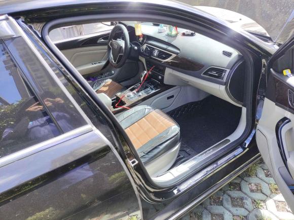 [上海·皖S] 二手众泰众泰Z7002016款 1.8T DCT豪华型