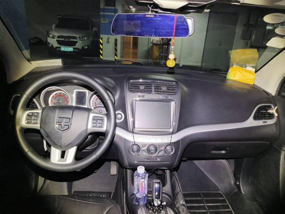 [上海·沪A] 二手道奇酷威2013款 2.4L 两驱尊尚版