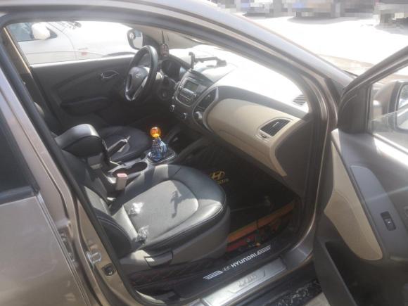 [芜湖·皖B] 二手现代北京现代ix352010款 2.0L 手动两驱新锐版GL