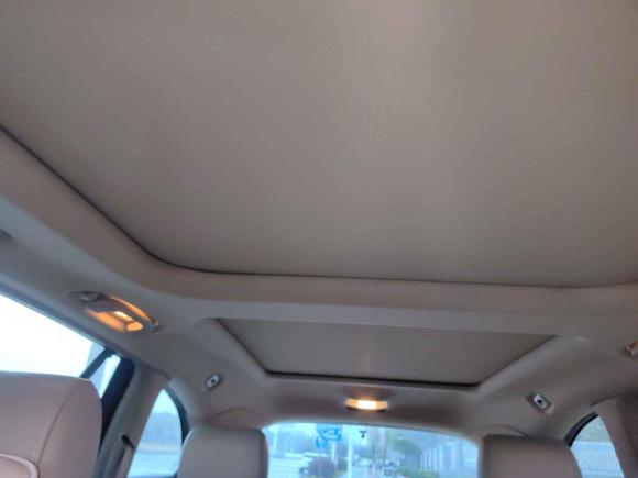 [武汉·鄂A] 二手奔驰奔驰R级2015款 R 400 4MATIC 商务型