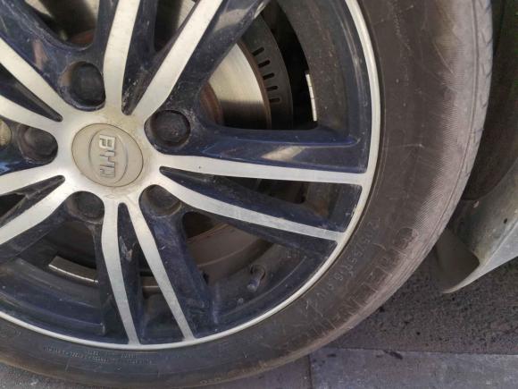 [义乌·浙G] 二手比亚迪速锐2016款 1.5L 手动精英型