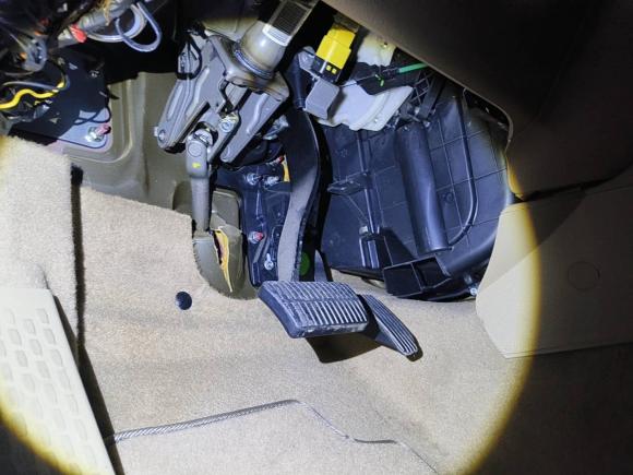 [成都·川G] 二手别克凯越2013款 1.5L 自动尊享型