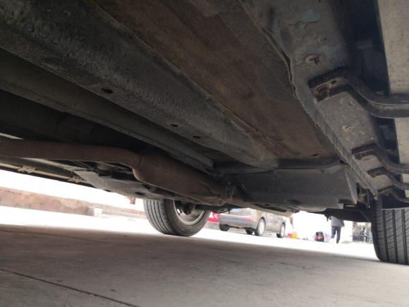 [芜湖·皖B] 二手陆风陆风X72015款 2.0T 全景尊贵版