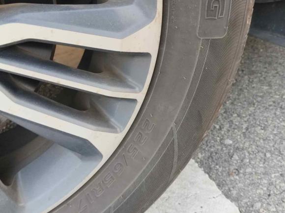 [温州·渝A] 二手吉利汽车远景X62018款 1.8L 手动4G互联尊贵型