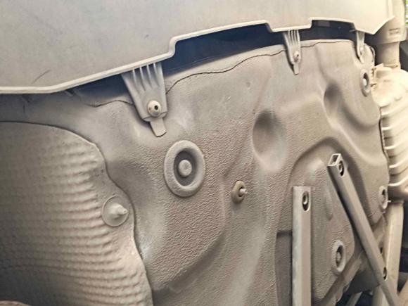 [青岛·鲁B] 二手奥迪奥迪A6L2012款 TFSI 标准型