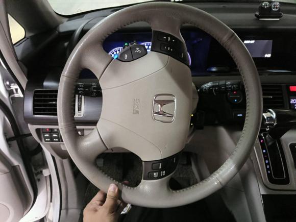 [无锡·苏B] 二手本田艾力绅2015款 2.4L VTi-S尊贵版