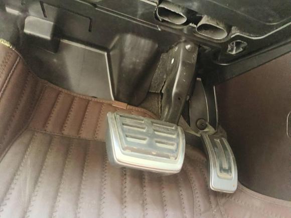 [青岛·鲁B] 二手大众蔚揽2016款 380TSI 四驱纵行版