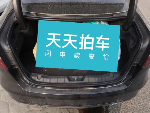 [济南·苏L] 二手捷豹捷豹XFL2018款 XFL 2.0T 250PS 豪华版