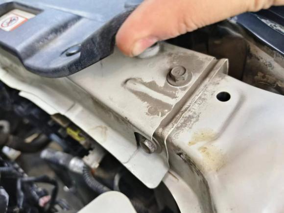 [成都·川A] 二手三菱欧蓝德2014款 2.4L 四驱豪华超值版 7座