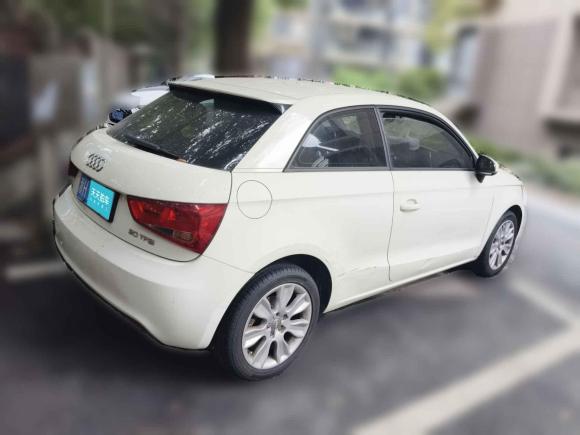 [杭州·浙H] 二手奥迪奥迪A12014款 30 TFSI 时尚型