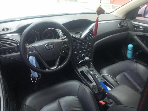 [青岛·鲁B] 二手奔腾奔腾B702014款 2.0L 自动豪华型