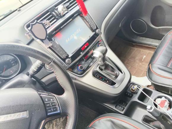 [温州·鲁R] 二手哈弗哈弗H62017款 红标 运动版 1.5T 自动两驱豪华型