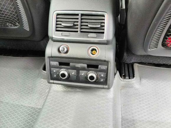 [成都·川A] 二手奥迪奥迪Q72011款 3.0 TFSI 技术型(245kW)