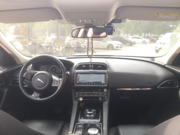 [合肥·皖A] 二手捷豹捷豹F-PACE2016款 2.0T 两驱都市尊享版