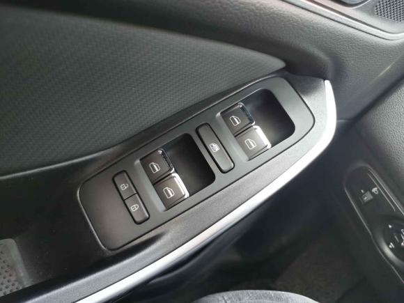 [广州·豫N] 二手奇瑞瑞虎5x2017款 1.5T DCT时尚型