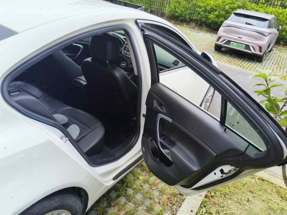 [上海·皖A] 二手别克君威2014款 GS 2.0T 燃情运动版