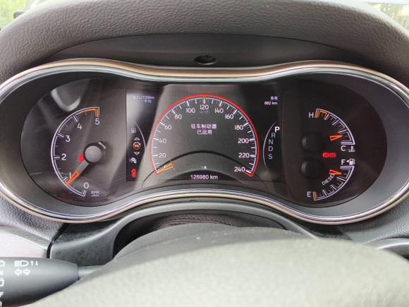 [成都·川A] 二手Jeep大切诺基2015款 3.0TD 柴油 精英导航版