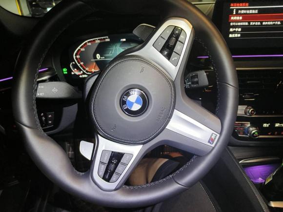 [深圳·粤B] 二手宝马宝马5系2022款 改款 530Li 领先型 M运动套装