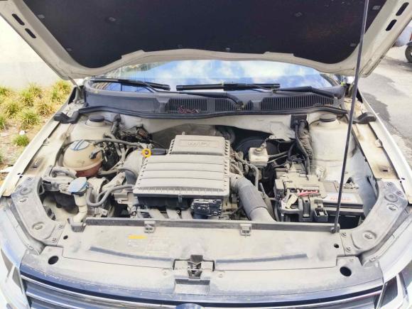 [上海·甘E] 二手大众朗行2015款 1.6L 手动风尚版