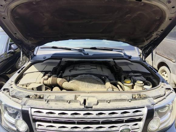 [青岛·鲁B] 二手路虎发现2015款 3.0 SDV6 HSE 柴油版