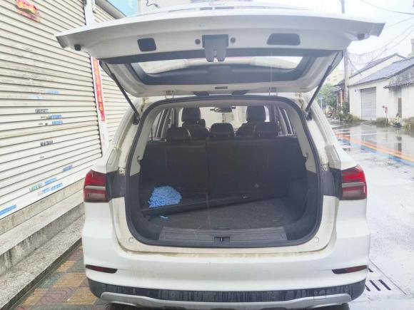 [温州·浙C] 二手荣威荣威RX52018款 20T 两驱手动互联网智尊版