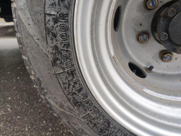 [上海·皖J] 二手长安跨越跨越者D52021款 1.6L舒适版单排栏板双后轮3750mm货箱DAM16KL