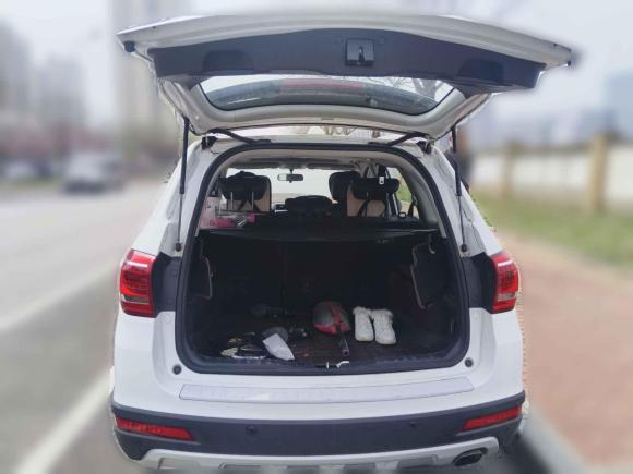 [青岛·鲁B] 二手哈弗哈弗H62017款 红标 运动版 1.5T 自动两驱豪华型