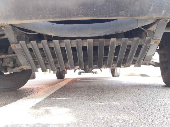 [无锡·苏B] 二手依维柯依维柯得意2009款 2.5T-A35 7座