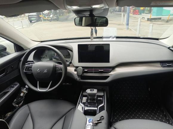 [深圳·粤B] 二手红旗红旗E-QM52022款 431km 充电乐享版