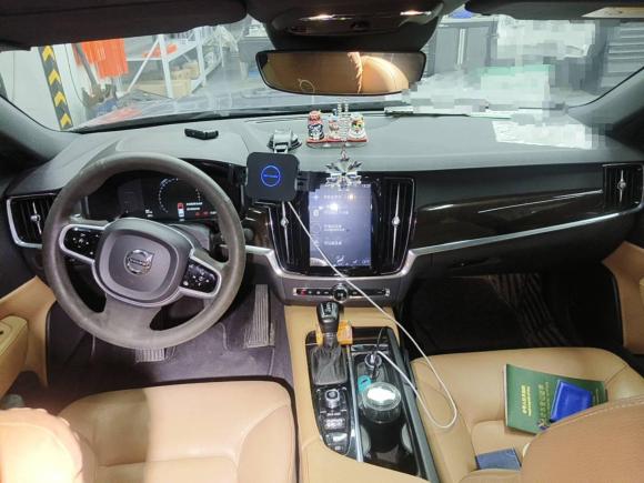 [上海·沪A] 二手沃尔沃沃尔沃S902018款 T4 智远版